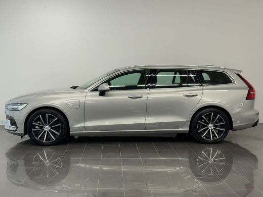 Volvo  V60 2.0 T6 Plug-in hybrid AWD Essential Bright | Achterbank verwarmd | Achteruitrijcamera | Chroom de... ActivLease financial lease
