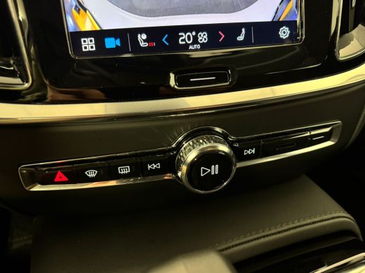 Volvo  V60 2.0 T6 Plug-in hybrid AWD Essential Bright | Achterbank verwarmd | Achteruitrijcamera | Chroom de... ActivLease financial lease