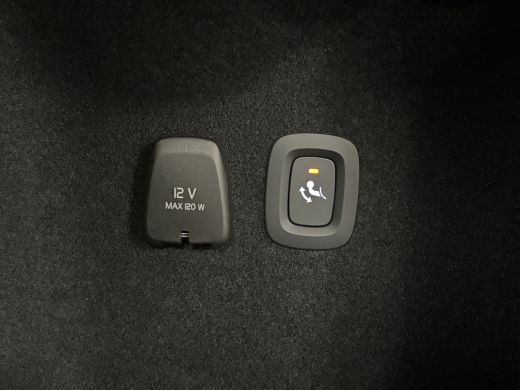 Volvo  V60 T6 AWD Recharge Essential Trekhaak | All Season banden | Lederen bekleding | Adaptieve Cruise Con... ActivLease financial lease