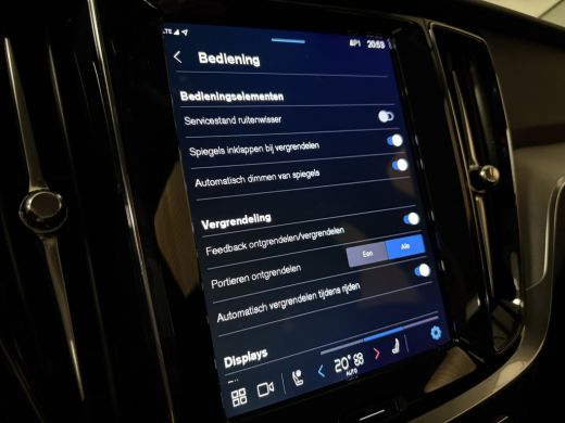 Volvo  V60 T6 AWD Recharge Essential Trekhaak | All Season banden | Lederen bekleding | Adaptieve Cruise Con... ActivLease financial lease