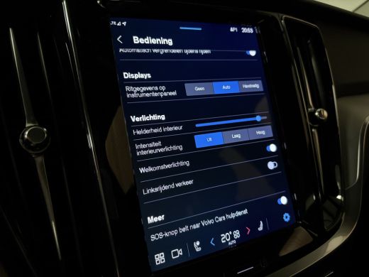 Volvo  V60 T6 AWD Recharge Essential Trekhaak | All Season banden | Lederen bekleding | Adaptieve Cruise Con... ActivLease financial lease