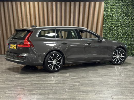 Volvo  V60 T6 AWD Recharge Essential Trekhaak | All Season banden | Lederen bekleding | Adaptieve Cruise Con... ActivLease financial lease
