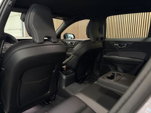 Volvo  V60 T6 AWD Recharge Plus Dark Aurora Silver | Trekhaak | All Season banden | 360&deg; Camera | Harman Kar... ActivLease financial lease