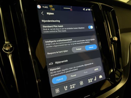 Volvo  V60 T6 AWD Recharge Plus Dark Aurora Silver | Trekhaak | All Season banden | 360&deg; Camera | Harman Kar... ActivLease financial lease