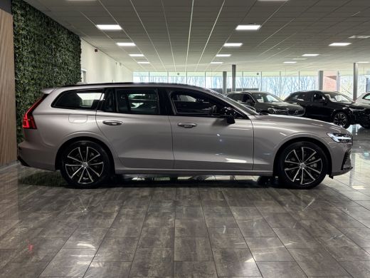 Volvo  V60 T6 AWD Recharge Plus Dark Aurora Silver | Trekhaak | All Season banden | 360&deg; Camera | Harman Kar... ActivLease financial lease