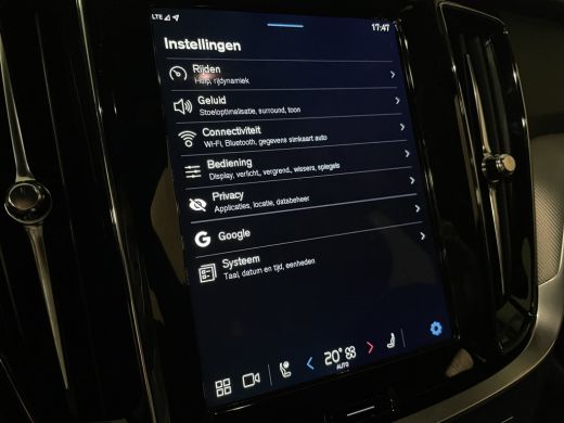 Volvo  V60 2.0 T6 Plug-in hybrid AWD Plus Dark Trekhaak | 360&deg; Camera | Harman Kardon | Crystal White | Adap... ActivLease financial lease