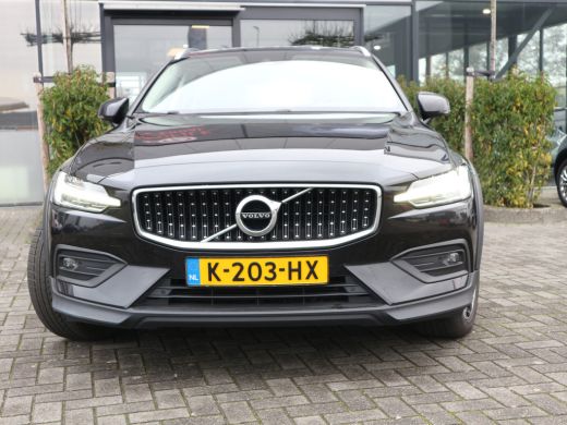 Volvo  V60 Cross Country 2.0 B5 AWD Pro NAVI ADAP CRUISE ActivLease financial lease