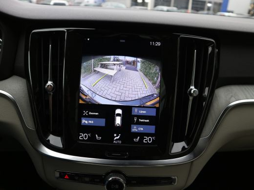 Volvo  V60 Cross Country 2.0 B5 AWD Pro NAVI ADAP CRUISE ActivLease financial lease