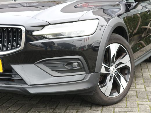 Volvo  V60 Cross Country 2.0 B5 AWD Pro NAVI ADAP CRUISE ActivLease financial lease