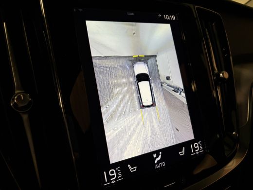 Volvo  V60 T6 AWD Recharge R-Design | Schuifdak | 360&deg; Camera | Head-Up Display | Harman Kardon | Adaptieve ... ActivLease financial lease