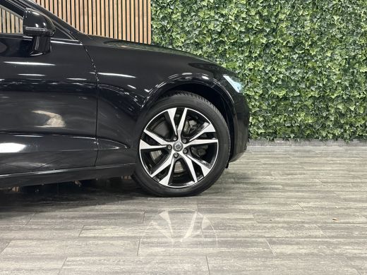 Volvo  V60 T6 AWD Recharge R-Design | Schuifdak | 360&deg; Camera | Head-Up Display | Harman Kardon | Adaptieve ... ActivLease financial lease