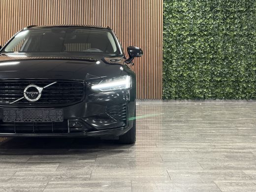 Volvo  V60 T6 AWD Recharge R-Design | Schuifdak | 360&deg; Camera | Head-Up Display | Harman Kardon | Adaptieve ... ActivLease financial lease