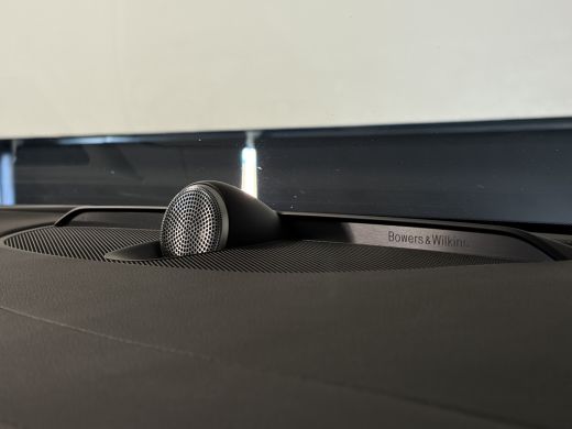 Volvo  V60 T8 AWD Recharge Ultimate Ultra Dark Full Option! | Bowers & Wilkins | Trekhaak | Stoelventilatie ... ActivLease financial lease