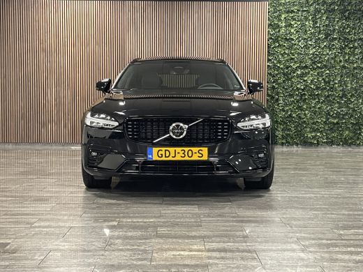 Volvo  V90 B5 Ultimate Dark | Head-Up Display | Harman Kardon | Adaptieve Cruise Control | Stoelverwarming v... ActivLease financial lease
