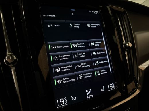 Volvo  V90 T6 AWD Recharge R-Design Schuifdak | Head-Up Display | Adaptieve Cruise Control | Standkachel met... ActivLease financial lease