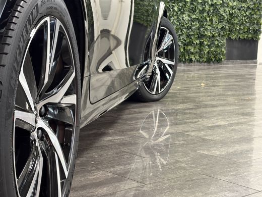 Volvo  V90 T6 AWD Recharge R-Design Schuifdak | Head-Up Display | Adaptieve Cruise Control | Standkachel met... ActivLease financial lease
