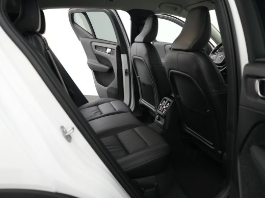 Volvo  XC40 1.5 T4 Plug-in hybrid Plus Dark | 360&deg; Camera | Harman Kardon | Leder | Adaptive Cruise | DAB+ ActivLease financial lease