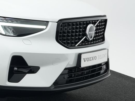 Volvo  XC40 1.5 T4 Plug-in hybrid Plus Dark | 360&deg; Camera | Harman Kardon | Leder | Adaptive Cruise | DAB+ ActivLease financial lease