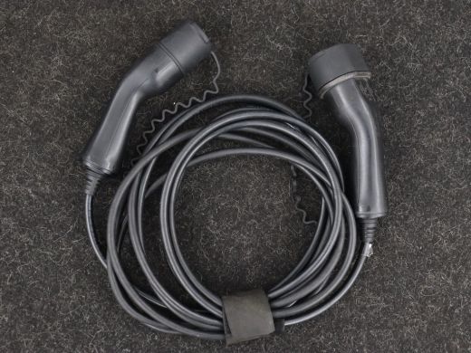 Volvo  XC40 1.5 T5 Recharge R Design | Panoramadak | Trekhaak | Stoel & stuurverwarming | 360 Camera | Adapti... ActivLease financial lease