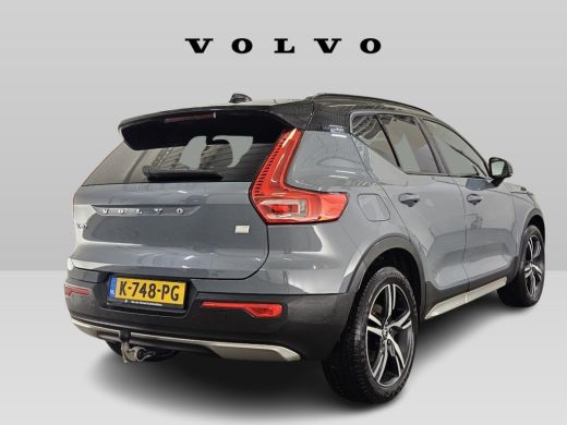 Volvo  XC40 1.5 T5 Recharge R-Design Styling Kit | Trekhaak | Panoramadak | 360CAM | Plaatje! ActivLease financial lease