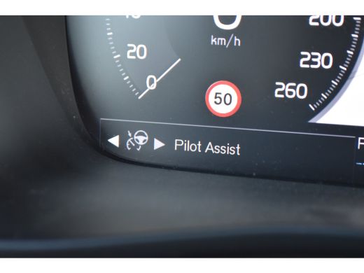 Volvo  XC40 1.5 T5 Recharge R-Design Styling Kit | Trekhaak | Panoramadak | 360CAM | Plaatje! ActivLease financial lease