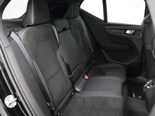 Volvo  XC40 RECHARGE TWIN PRO 408 PK + TREKHAAK WEGKL. | 360 CAMERA | PANORAMA | 20 INCH | HARMAN/KARDON ActivLease financial lease