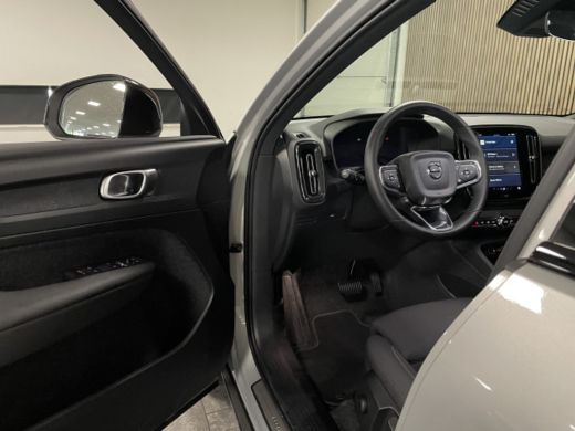 Volvo  EX40 Single Motor Extended Range Plus 82 kWh Trekhaak | All Season banden | Adaptieve Cruise Control |... ActivLease financial lease