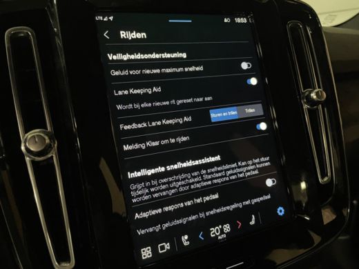 Volvo  EX40 Single Motor Extended Range Plus 82 kWh Trekhaak | All Season banden | Adaptieve Cruise Control |... ActivLease financial lease