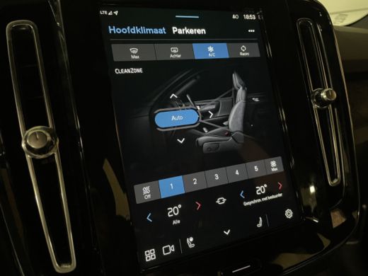 Volvo  EX40 Single Motor Extended Range Plus 82 kWh Trekhaak | All Season banden | Adaptieve Cruise Control |... ActivLease financial lease