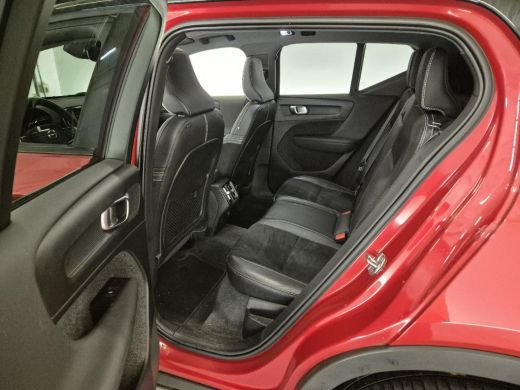 Volvo  XC40 T2 R-Design Panoramadak | 360CAM | Intellisafe | Harman-Kardon | Elek.Stoelen ActivLease financial lease