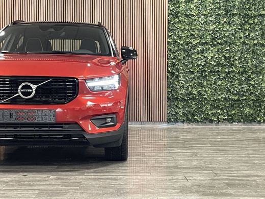 Volvo  XC40 T4 Recharge R-Design | Stoel en Stuurwielverwarming | Parkeercamera | Standkachel met Volvo On Ca... ActivLease financial lease