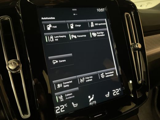 Volvo  XC40 T4 Recharge R-Design | Stoel en Stuurwielverwarming | Parkeercamera | Standkachel met Volvo On Ca... ActivLease financial lease