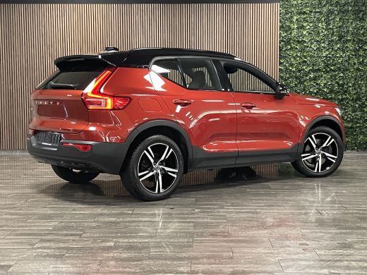 Volvo  XC40 T4 Recharge R-Design | Stoel en Stuurwielverwarming | Parkeercamera | Standkachel met Volvo On Ca... ActivLease financial lease