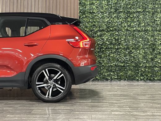 Volvo  XC40 T4 Recharge R-Design | Stoel en Stuurwielverwarming | Parkeercamera | Standkachel met Volvo On Ca... ActivLease financial lease