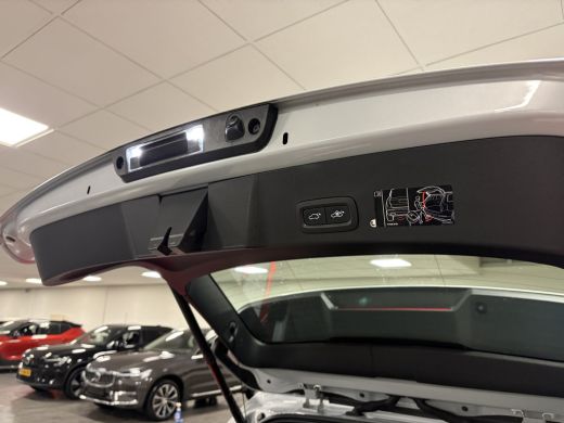 Volvo  XC40 T5 Recharge Inscription Glacier Silver! | Parkeercamera | Cruise Control | Zitting verlenging voo... ActivLease financial lease