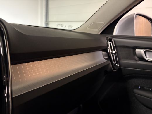 Volvo  XC40 T5 Recharge Inscription Glacier Silver! | Parkeercamera | Cruise Control | Zitting verlenging voo... ActivLease financial lease