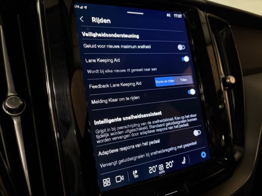 Volvo  XC60 2.0 T6 Plug-in hybrid AWD Plus Dark Trekhaak | 360° Camera | All Season banden | Adaptieve Cruise... ActivLease financial lease