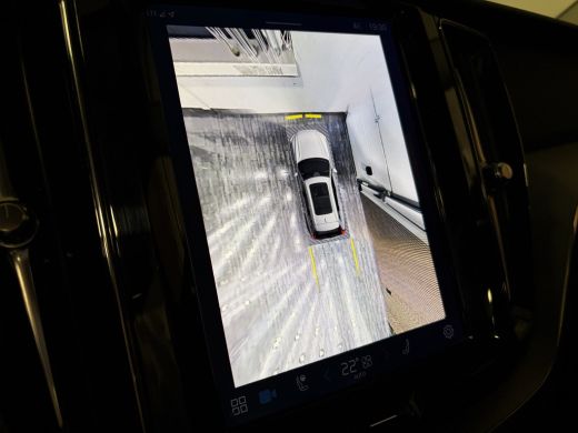 Volvo  XC60 2.0 T6 Plug-in hybrid AWD Plus Dark Trekhaak | 360° Camera | All Season banden | Crystal White | ... ActivLease financial lease