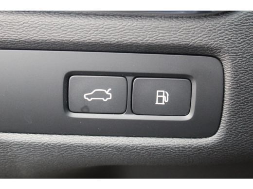 Volvo  XC60 2.0 T8 AWD Plus Bright 455 PK | Pano | Memory | 360 CAM | Winterpakket | 20" LMV | Pano | Memory ... ActivLease financial lease