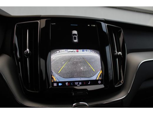 Volvo  XC60 2.0 T8 AWD Plus Bright 455 PK | Pano | Memory | 360 CAM | Winterpakket | 20" LMV | Pano | Memory ... ActivLease financial lease