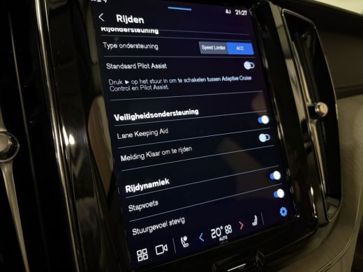 Volvo  XC60 T6 AWD Recharge Plus Bright Long Range Adaptieve Cruise Control | Stoel en Stuurwielverwarming | ... ActivLease financial lease