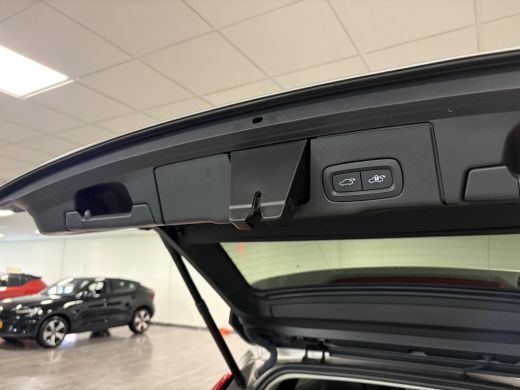 Volvo  XC60 T6 AWD Recharge Plus Dark Harman Kardon | All Season banden | Adaptieve Cruise Control | Standkac... ActivLease financial lease