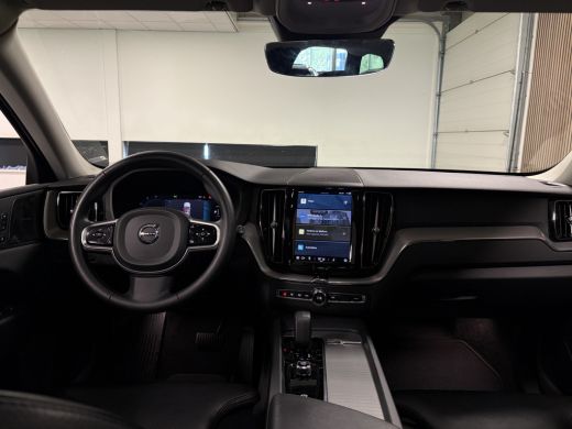 Volvo  XC60 T6 AWD Recharge Plus Dark Harman Kardon | All Season banden | Adaptieve Cruise Control | Standkac... ActivLease financial lease