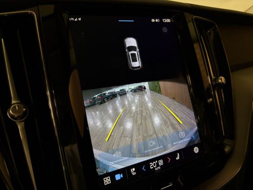 Volvo  XC60 T6 AWD Recharge Plus Dark Harman Kardon | All Season banden | Adaptieve Cruise Control | Standkac... ActivLease financial lease