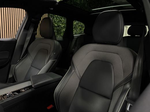 Volvo  XC60 T6 AWD Recharge Plus Dark Long Range 360&deg; Camera | Adaptieve Cruise Control | Standkachel met Vol... ActivLease financial lease