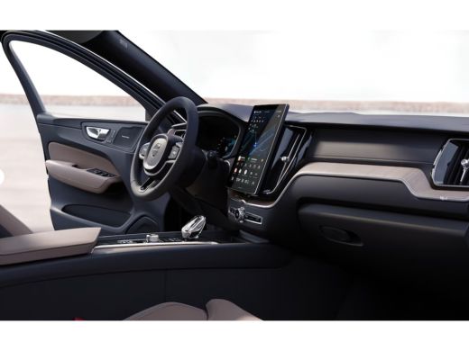 Volvo  XC60 T6 AWD Recharge Ultra Dark 21 Inch | 360&deg; Camera | Head-Up Display | Harman Kardon | Adaptieve Cr... ActivLease financial lease