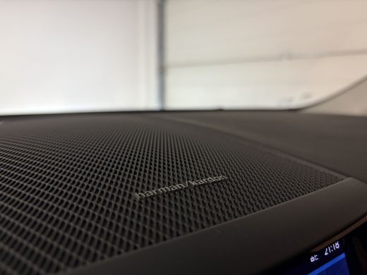 Volvo  XC60 T8 AWD Recharge Ultimate Bright Luchtvering | 360° Camera | 455pk Head-Up Display | Harman Kardon... ActivLease financial lease