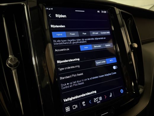 Volvo  XC60 T8 AWD Recharge Ultimate Bright Luchtvering | 360° Camera | 455pk Head-Up Display | Harman Kardon... ActivLease financial lease