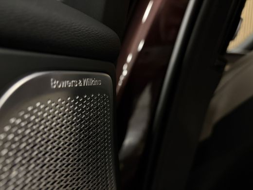 Volvo  XC60 T8 AWD Recharge Ultra Dark Vol! | 455pk | Bowers & Wilkins | Luchtvering | Trekhaak | Mulberry Re... ActivLease financial lease