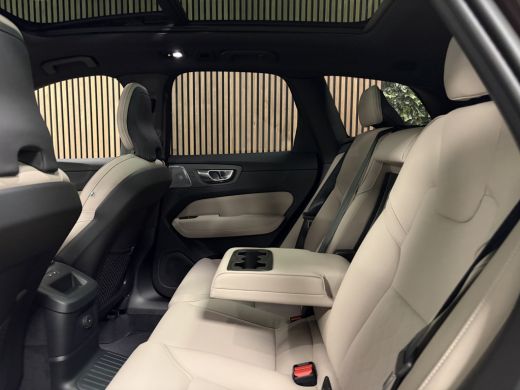 Volvo  XC60 T8 AWD Recharge Ultra Dark Vol! | 455pk | Bowers & Wilkins | Luchtvering | Trekhaak | Mulberry Re... ActivLease financial lease